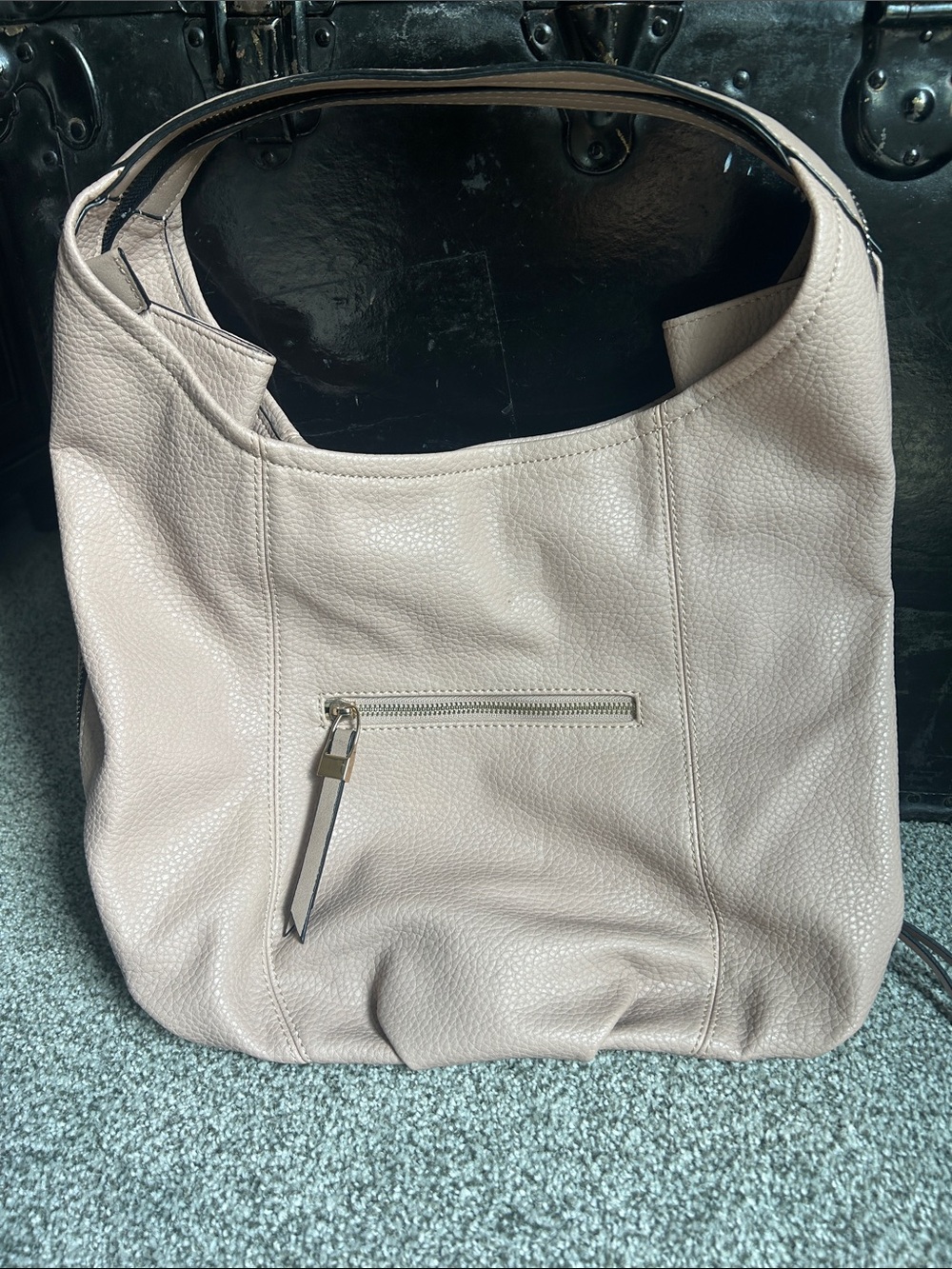 Urban Expressions Pebbled Hobo Shoulder Bag in Pinkish Beige